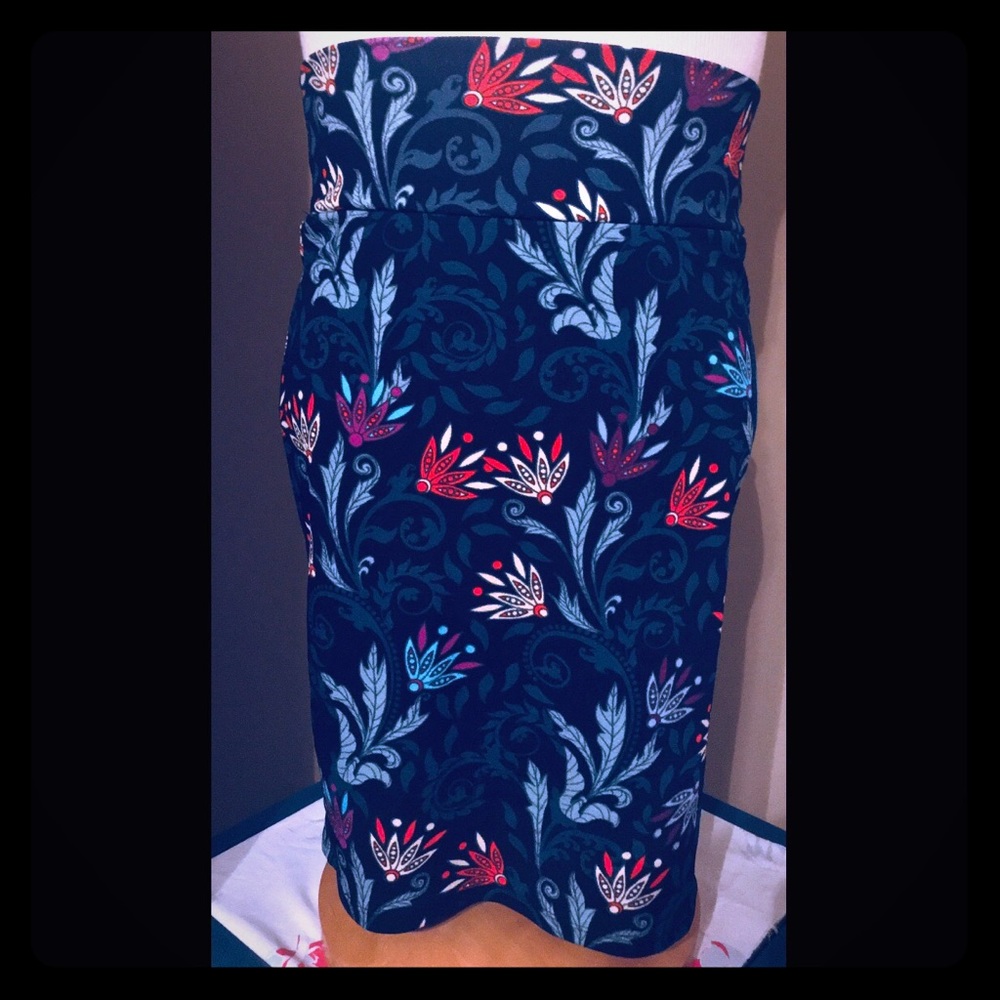 Lularoe Cassie Skirt Medium